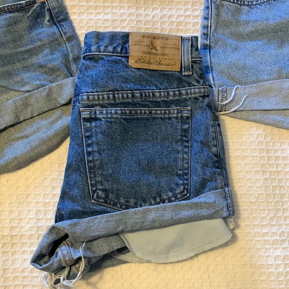 Vintage High waisted cut off shorts - Picture 2 of 5